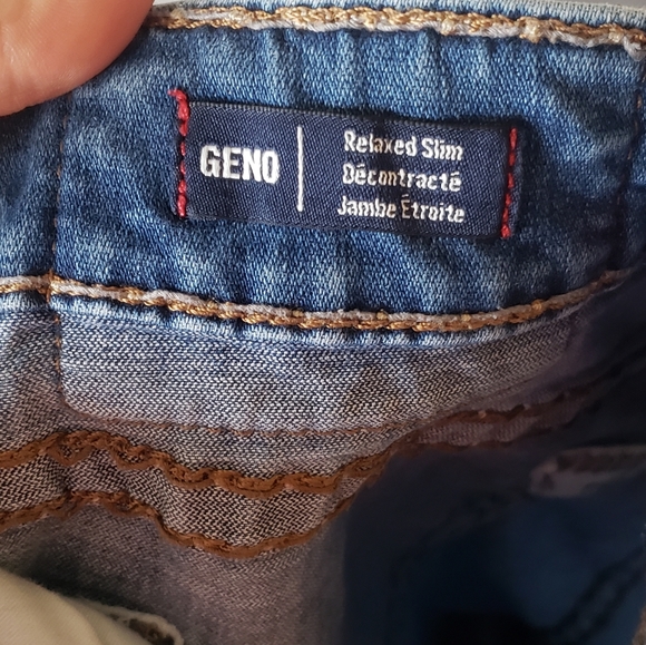 Like New True Religion Jeans - Picture 4 of 5